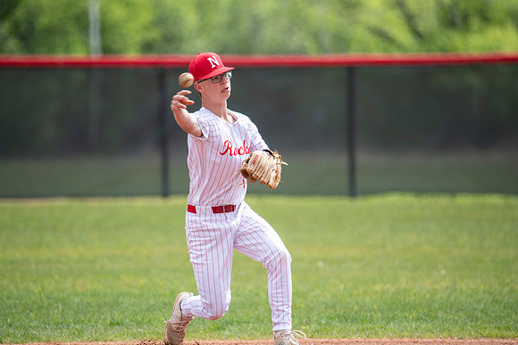 Neenah vs DC Everest 071