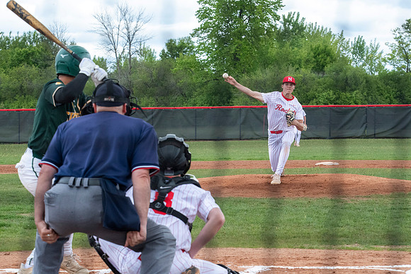 Neenah vs DC Everest 214