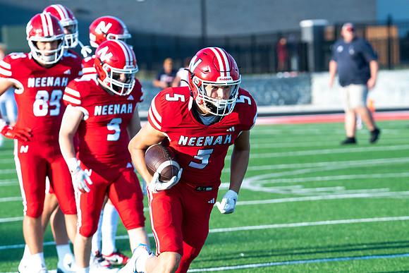 Neenah vs Appleton East 0033