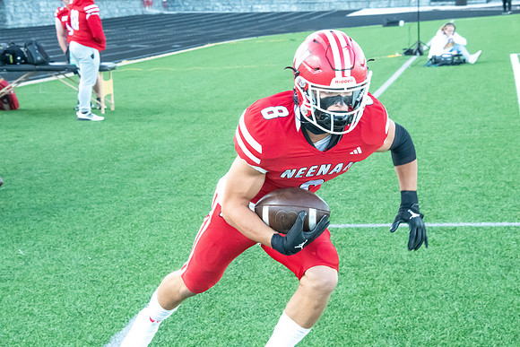 Neenah vs Kimberly 0025