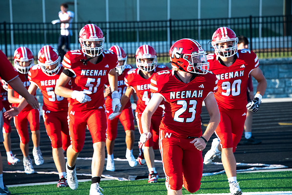 Neenah vs Appleton East 0112