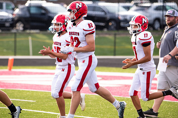 Neenah v DePere_0107