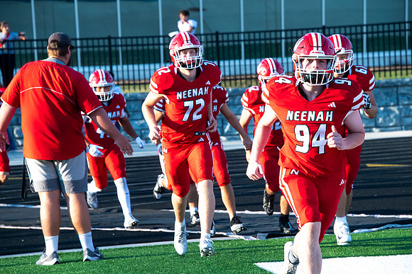 Neenah vs Appleton East 0124