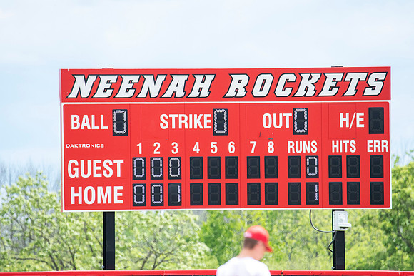 Neenah vs DC Everest 394