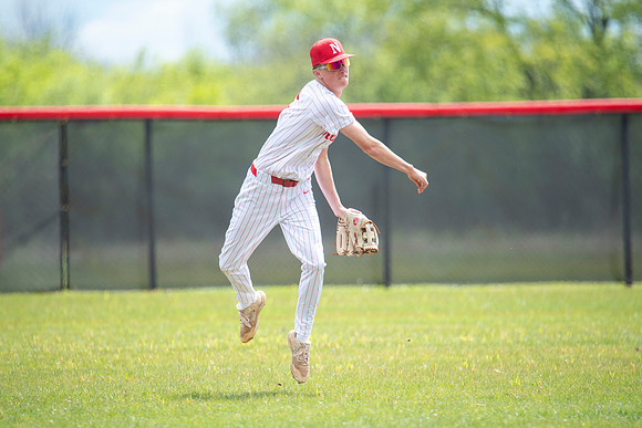Neenah vs DC Everest 027