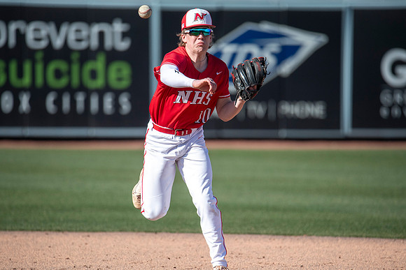Neenah vs Menasha0127