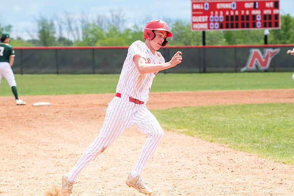 Neenah vs DC Everest 334