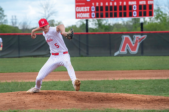 Neenah vs DC Everest 250