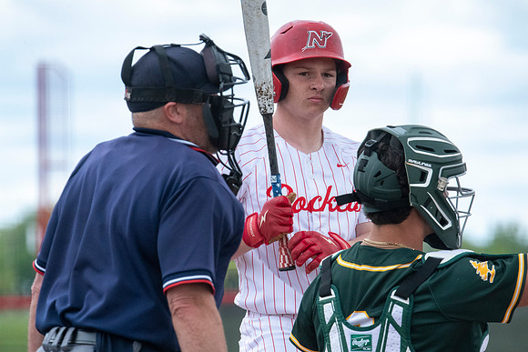 Neenah vs DC Everest 234