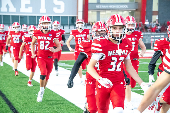 Neenah vs Kimberly 0178