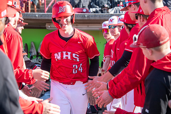 Neenah vs Menasha0206