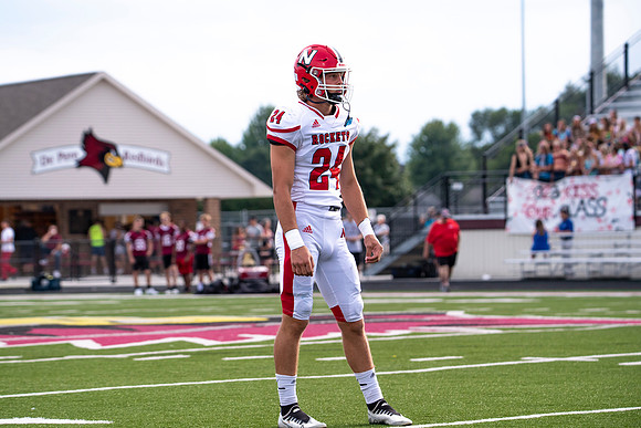 Neenah v DePere_0029