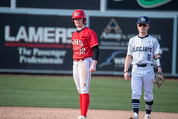 Neenah vs Menasha0508