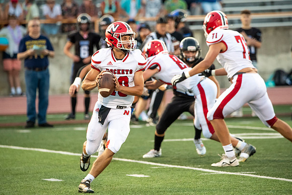 Neenah v Oshkosh West_0302