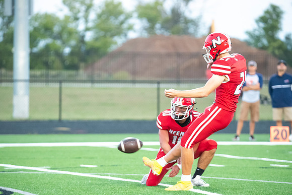 Neenah vs Appleton East 0441