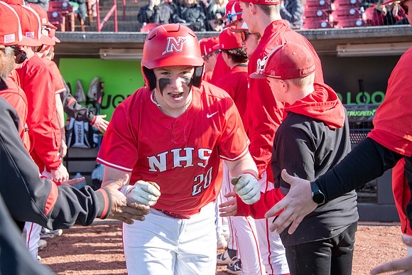 Neenah vs Menasha0214