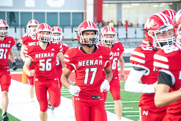 Neenah vs Kimberly 0194