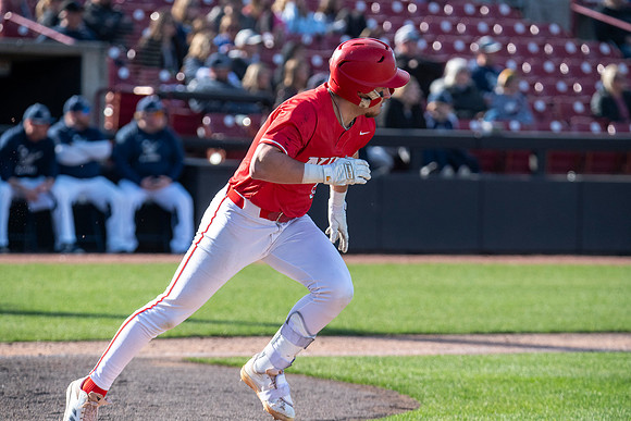 Neenah vs Menasha0318