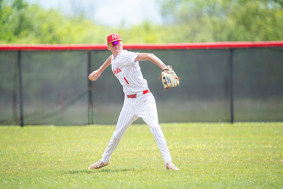 Neenah vs DC Everest 023