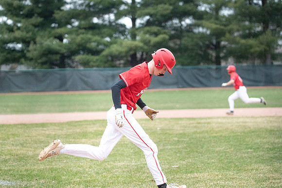 Neenah vs Hortonville 0406