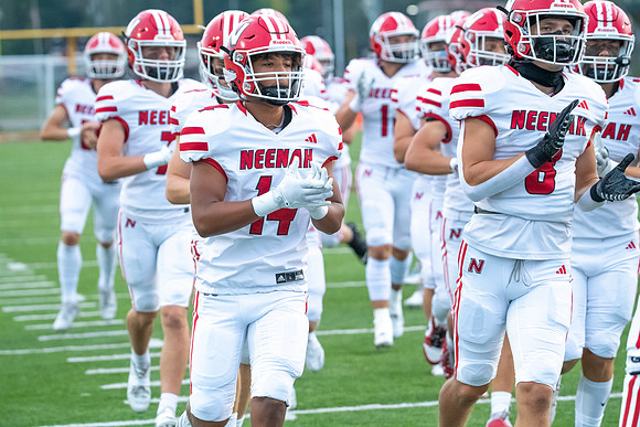 Neenah vs Kaukauna 0148