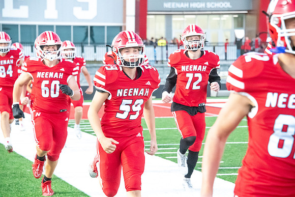 Neenah vs Kimberly 0183