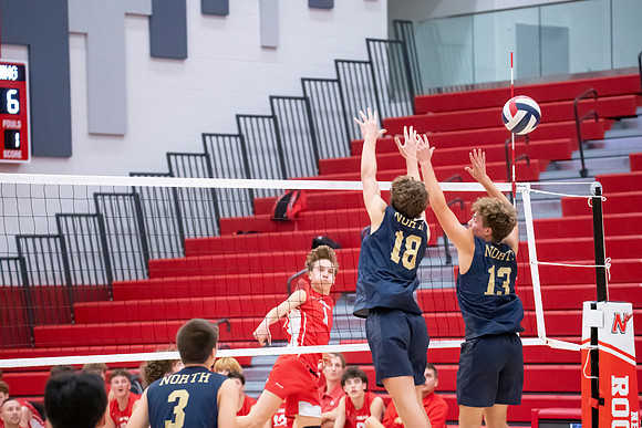NHS_B_Vball_194