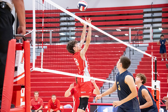 NHS_B_Vball_304