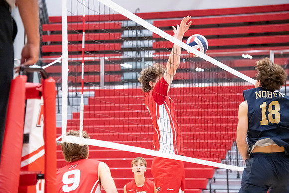 NHS_B_Vball_315