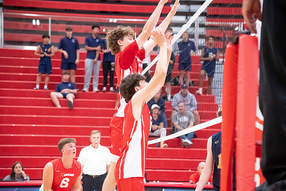 NHS_B_Vball_374