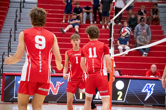 NHS_B_Vball_462