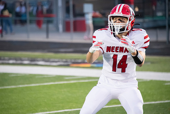 Neenah vs Hortonville 0024