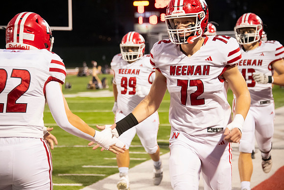 Neenah vs Hortonville 0170