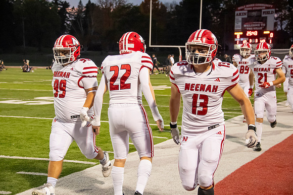 Neenah vs Hortonville 0173