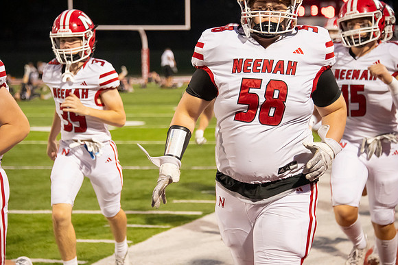 Neenah vs Hortonville 0181
