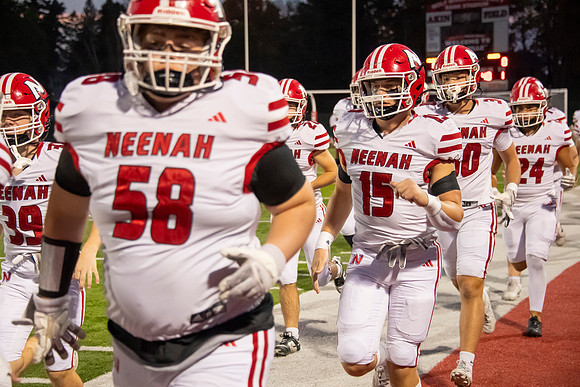 Neenah vs Hortonville 0183