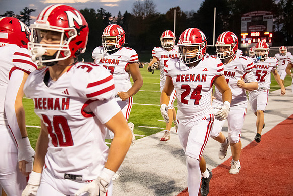 Neenah vs Hortonville 0188