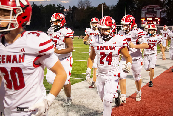 Neenah vs Hortonville 0189