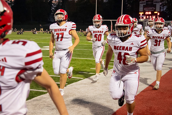 Neenah vs Hortonville 0192