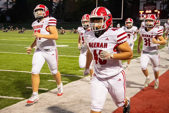 Neenah vs Hortonville 0194