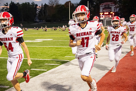 Neenah vs Hortonville 0208