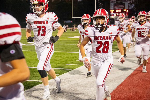 Neenah vs Hortonville 0209