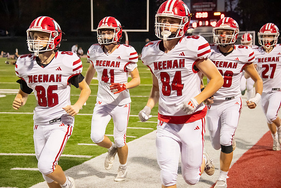 Neenah vs Hortonville 0213