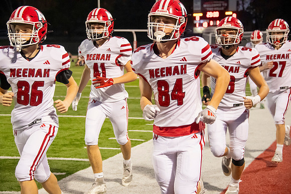 Neenah vs Hortonville 0214