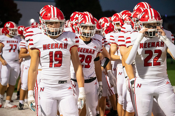 Neenah vs Hortonville 0220