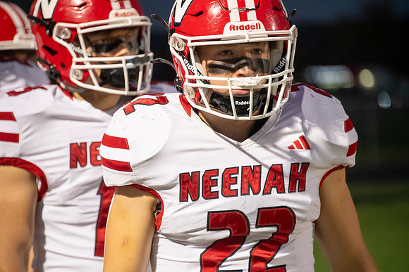 Neenah vs Hortonville 0229