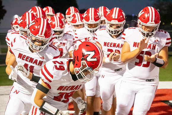 Neenah vs Hortonville 0236