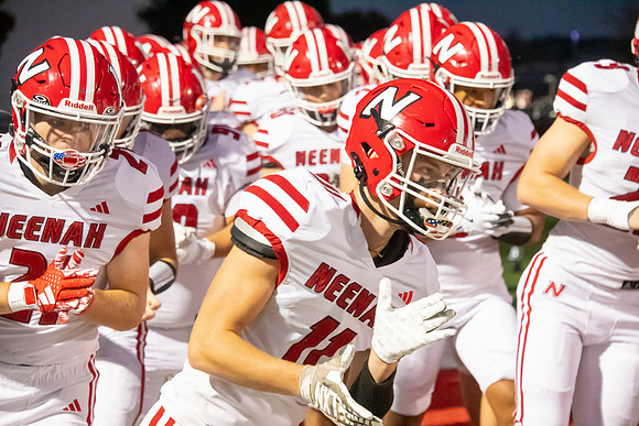 Neenah vs Hortonville 0238