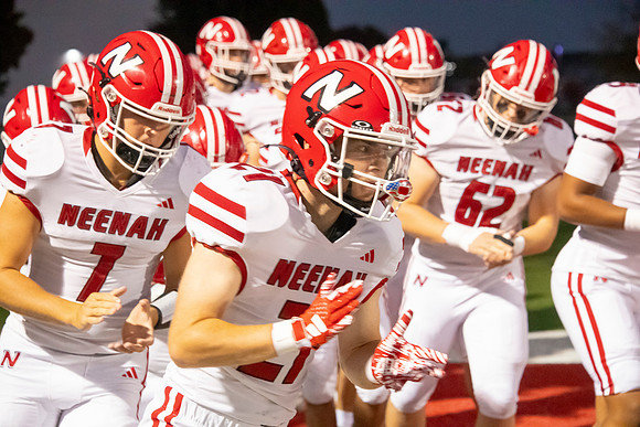 Neenah vs Hortonville 0240
