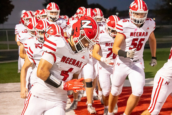 Neenah vs Hortonville 0243
